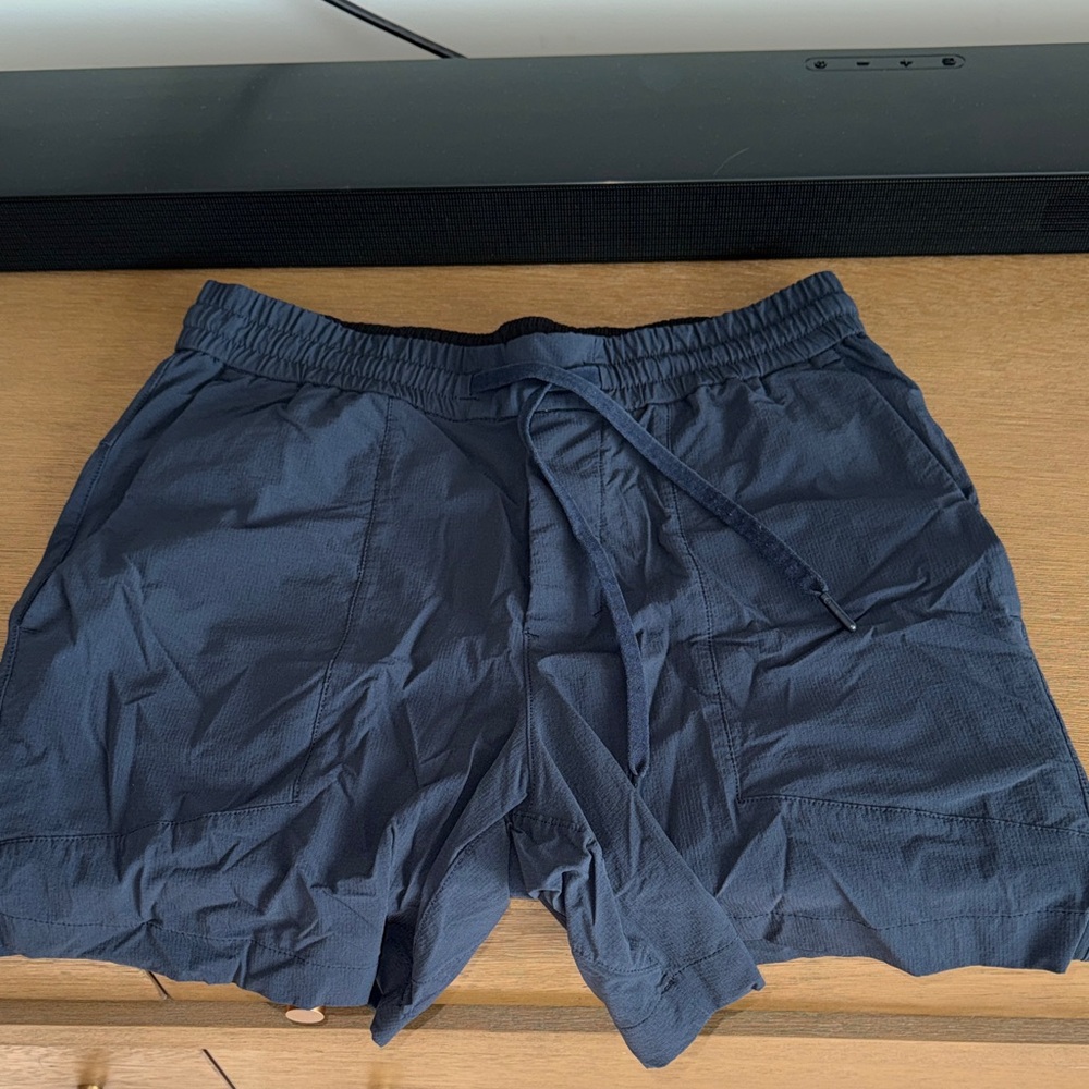 Men's lululemon ABC linerless shorts 5”